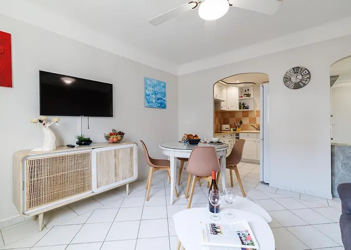 Edouard Vii - Beautiful 1bdr - 100m Away Appartement