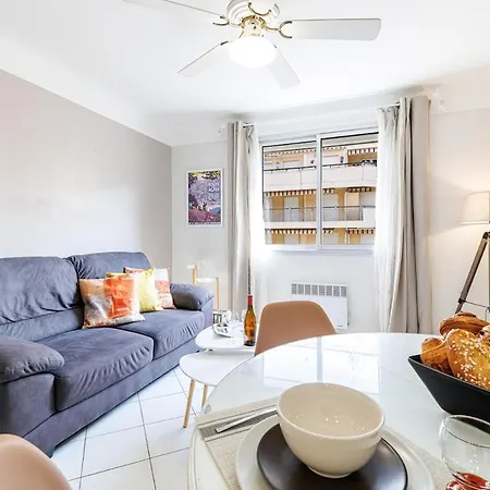 Edouard Vii - Beautiful 1bdr - 100m Away