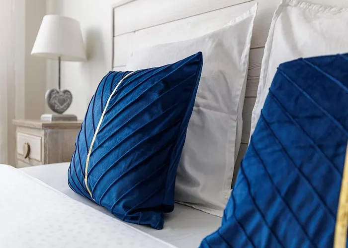 Апартаменти Edouard Vii - Beautiful 1bdr - 100m Away *